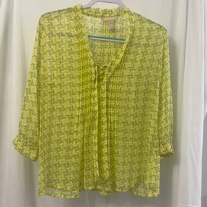 Banana Republic 3/4 sleeve sheer top
